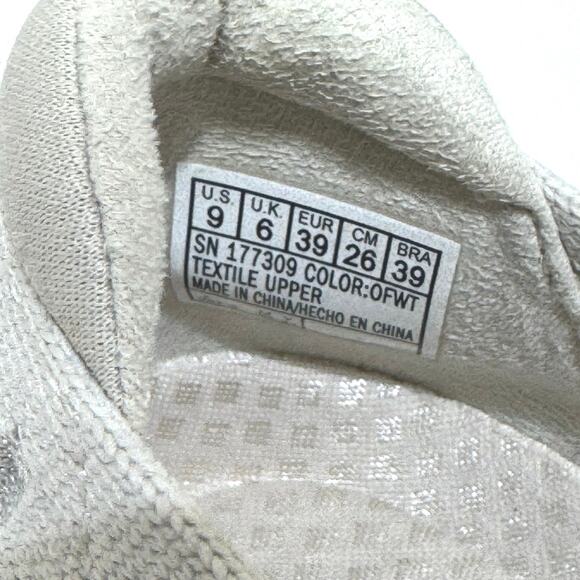 Skechers Women’s Court Break Heart Breaker Slip-On Shoes Size 9 Light Beige - Picture 9 of 10